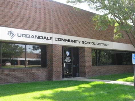 Urbandale School Board OKs Pay Hike for District Staff | Urbandale, IA ...