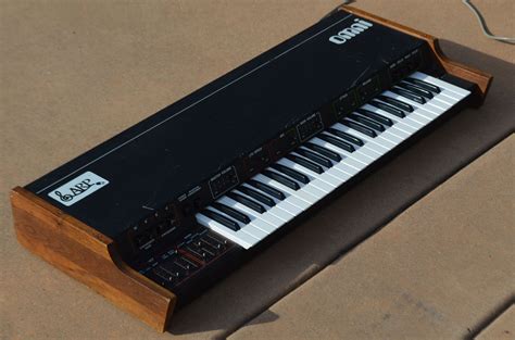 Vintage ARP Omni 1 Keyboard Synthesizer Overhauled with LED Sliders – Synthchaser