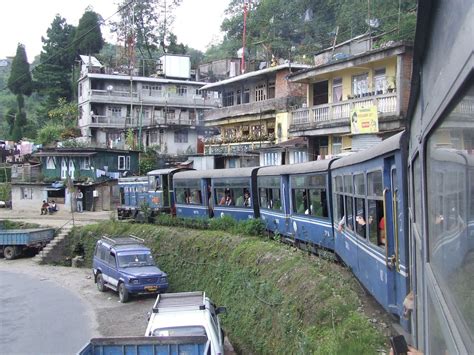 Darjeeling Himalayan Railway | World heritage sites, World heritage, Darjeeling