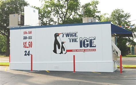 Twice The Ice | This is a giant self-serve ice machine in Ki… | Flickr