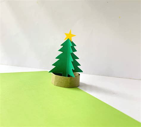 Fun and Easy 3D Paper Christmas Tree Craft for Kids to Make {with FREE printable template}