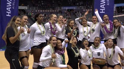 Hawaii Women's Volleyball Upsets No. 13 Washington - Highlights - 9-1-19 - YouTube