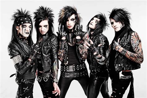 Black Veil Brides' Andy Biersack shatters three ribs after 15 foot fall ...