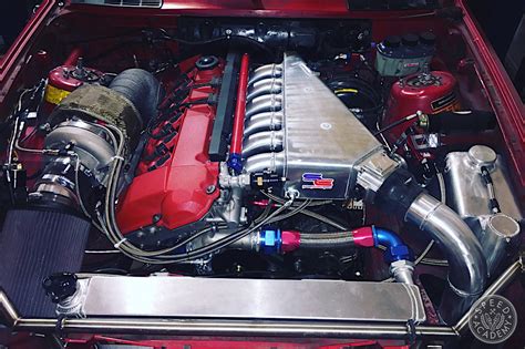 How To Fabricate A Custom Intake Manifold | Speed Academy