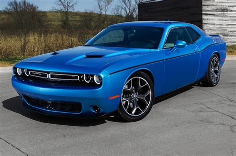 2015 Dodge Challenger SXT Plus First Test - Motor Trend