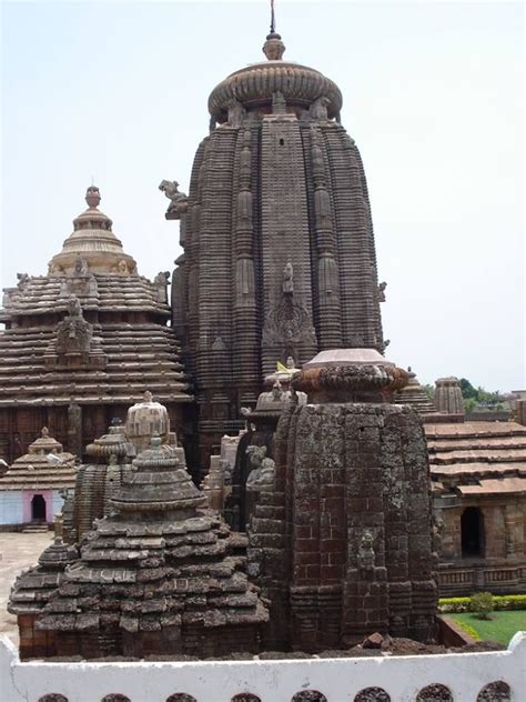 Lingaraj Temple. India Indian Temple, Hindu Temple, Temple India ...