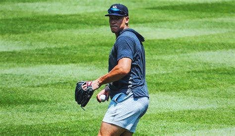 What Pros Wear: Aaron Judge in Prototype Adidas Cleats? - What Pros Wear