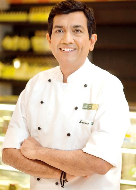 Celebrity chef Sanjeev Kapoor launches cooking app