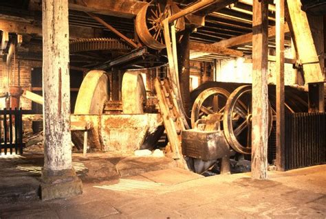 Thwaite Mills Watermill :: Museum Finder, Guide, Radio, tech | Radiomuseum.org