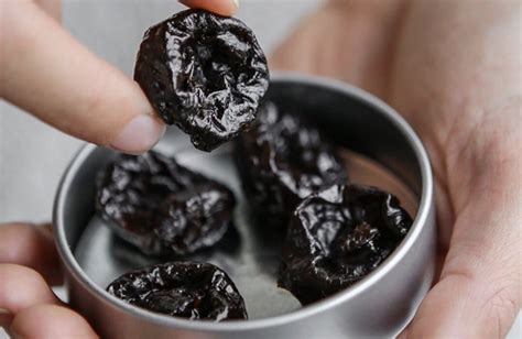 PRUNES (Tagalog)