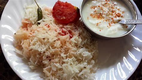 The Simplest Tomato Rice! – Foodfellas 4 You