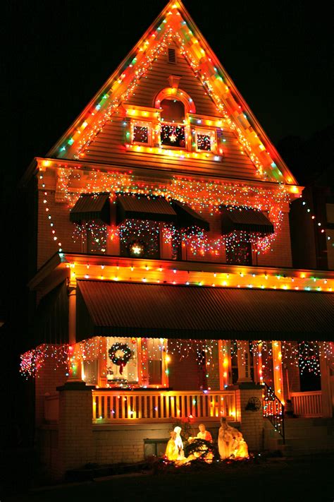 30 Trendy whole House Christmas Lighting - Home, Family, Style and Art ...