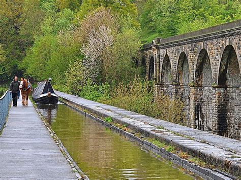 Seeing the Llangollen canal in a different light for anniversary | Shropshire Star