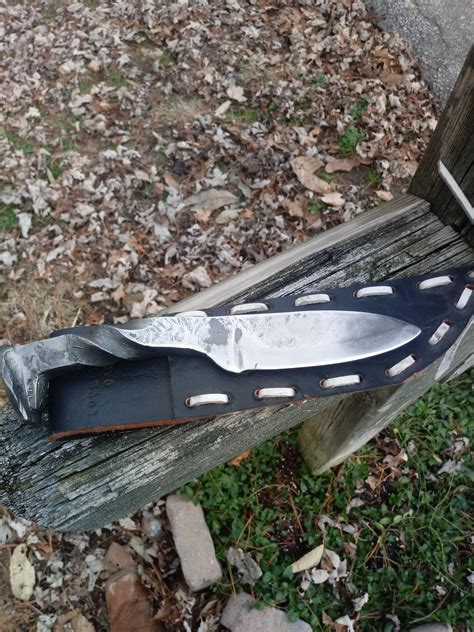 A knife i made my dad for Christmas. : r/Blacksmith