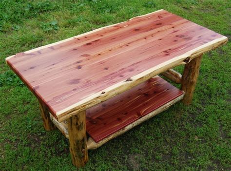 Red cedar wood furniture ~ 17 Types of Wood All DIYers Should Know ...