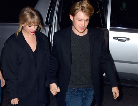 Taylor Swift & Joe Alwyn Relationship Timeline: Boyfriend, Married, Breakup - Parade