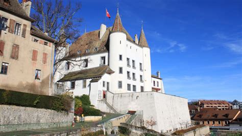 Photos of Nyon Town and Castle on Lake Geneva in Switzerland