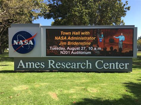 The NASA Ames Research Center – Hamilton Historical Records