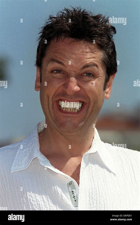 BRIAN CONLEY.COMEDIAN & ACTOR.CANNES, FRANCE, EUROPE.13/05/2001.BH61A36C Stock Photo - Alamy