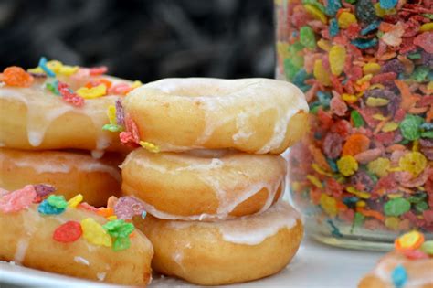 Fruity Pebble Donuts (yes, you read that correctly) | Elisabeth McKnight