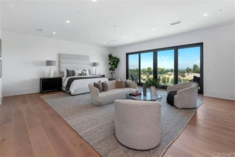 Will Smith House Photos Prove He’s King of Calabasas