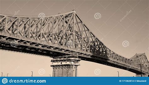 The Jacques Cartier Bridge editorial stock image. Image of longueuil ...