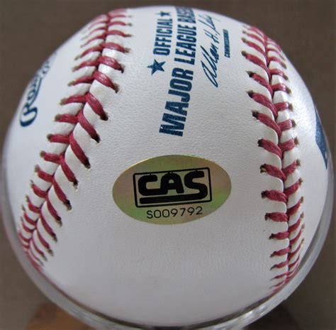 Lot Detail - ANDY PETTITTE SIGNED BASEBALL w/CAS COA