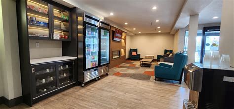 Comfort Inn & Suites | Discover Shakopee