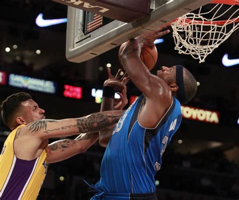 NBA Playoffs: Mavericks at Lakers, Game 2 - All Photos - UPI.com