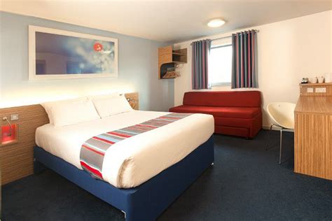 TRAVELODGE MACCLESFIELD CENTRAL - Updated 2024 Reviews, Photos & Prices