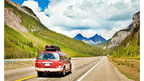 The Road to Adventure: Planning the Ultimate Cross-Country Road Trip