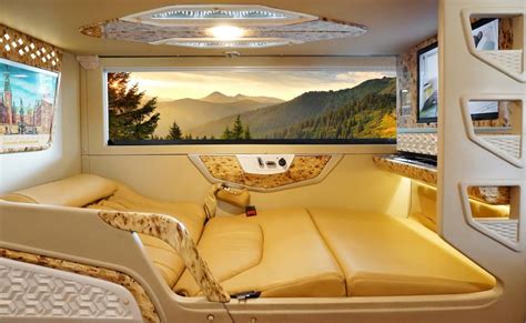 [Cabin Riêng] Vé Xe Giường Nằm Limousine Hà Nội Đi Sapa Hoặc Ngược Lại (Sao Việt Limousine) - KKday