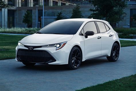 2020 Toyota Corolla Hatchback Review Ratings Edmunds