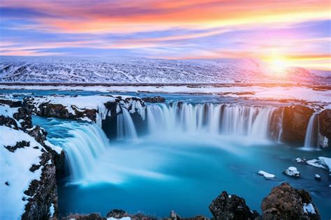 100+ Godafoss Waterfall Pictures