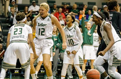 USF women’s basketball destroys – The Crow's Nest