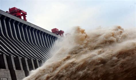 World Amazing Gallery: World's Biggest dam in China