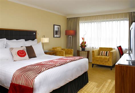 Waltham Abbey Marriott Hotel - Hotels in Waltham Abbey EN9 3LX - 192.com