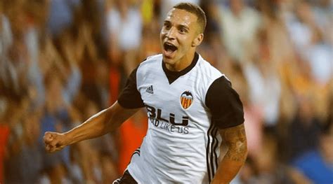 Real Madrid abandon pursuit of Rodrigo after complaints from players ...