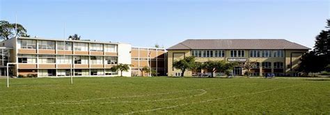 Oak Bay High School - Victoria