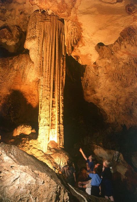 Carey's Cave, Wee Jasper, New South Wales Australia Photos, Cavern, New ...