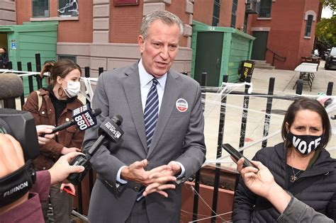 De Blasio strikes deal with NYC unions over COVID-19 vaccine mandate