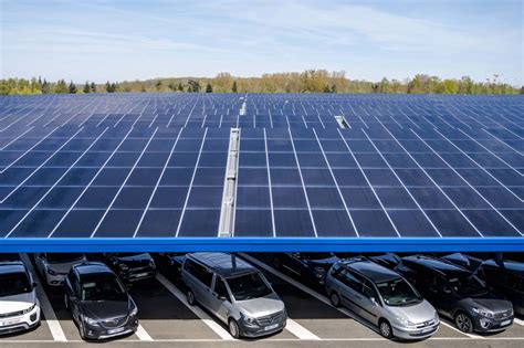 The Benefits of Solar Panel Parking Lots - Microgrid Media