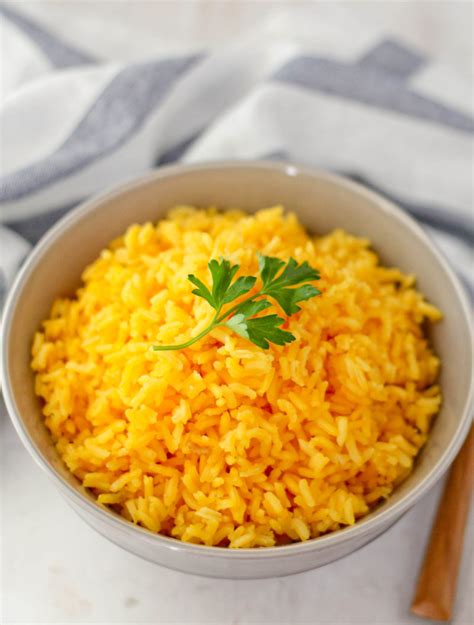 5 INGREDIENT YELLOW RICE - Jehan Can Cook