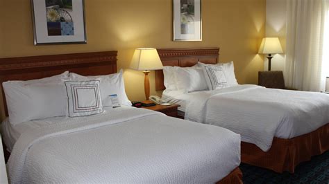 Free Breakfast Hotel in Liberty, Missouri | Fairfield Inn & Suites