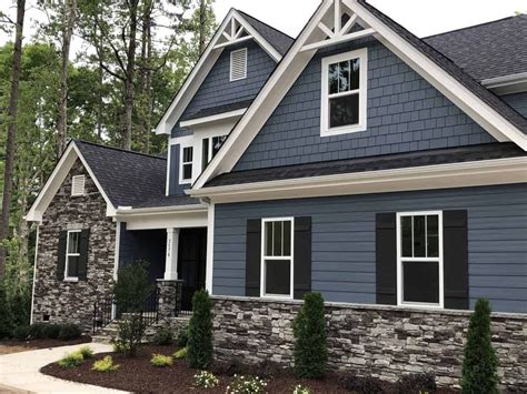 best exterior paint trends 2021 blue grey color house | House exterior blue, Gray house exterior ...