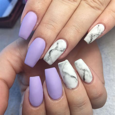 Marble x Lavender matte. #MicheleKimmExperience | Lila nägel, Matte lila nägel, Rote nägel