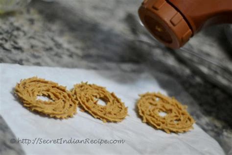 How to make Bhajani chi Chakali (Maharastrian Diwali Snack) - Indian Recipes, Vegetarian Recipes