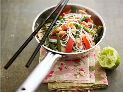 Wok thaï facile : découvrez les recettes de Cuisine Actuelle