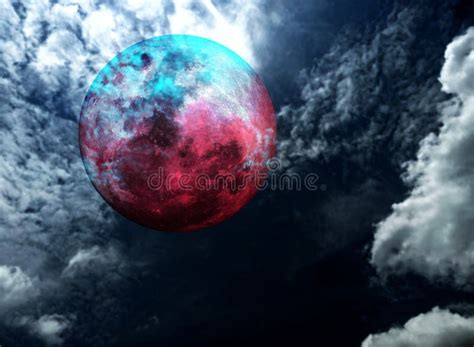 Full Moon Clouds Night Sky. Stock Photo - Image of halloween, dream ...