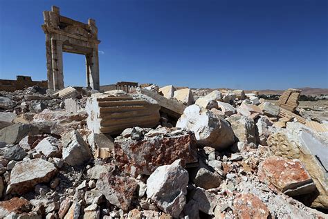 Before and After ISIS: Heartbreaking Photos Of Destroyed Historical Monuments In Syria | Bored Panda